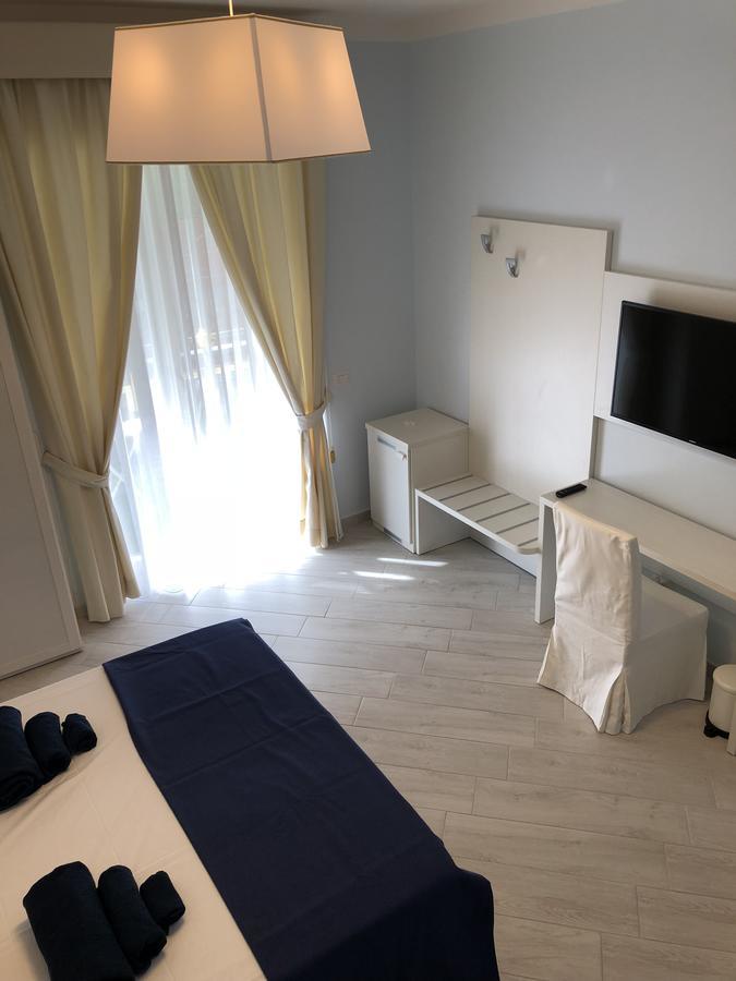 Maison Claudette Toledo Naples Exterior photo