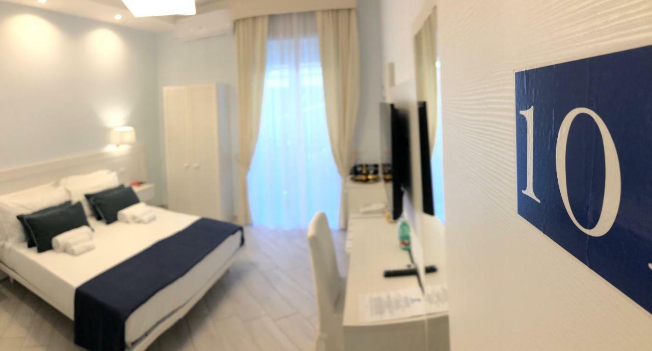 Maison Claudette Toledo Naples Exterior photo